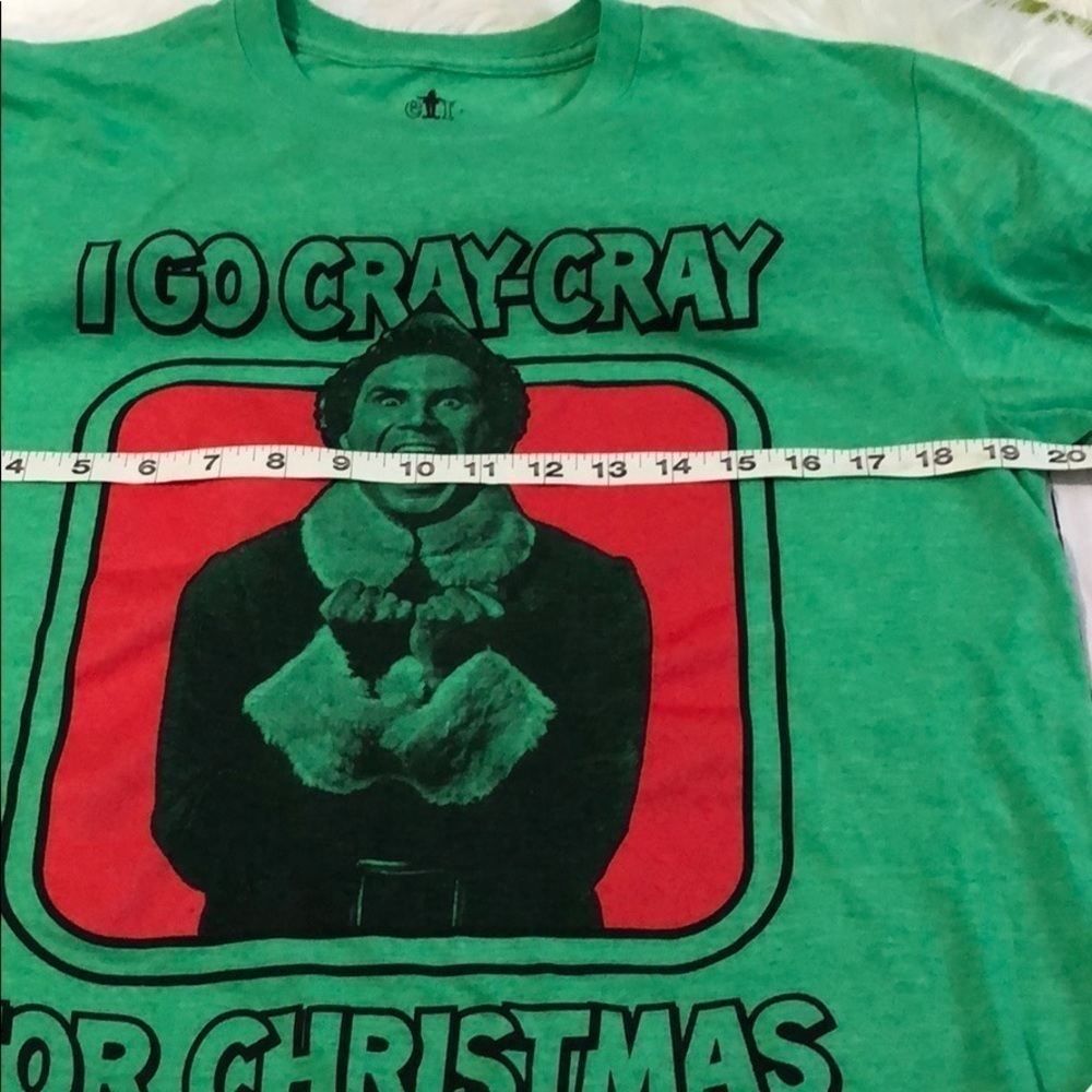 Elf Christmas t-shirt size M. EUC - Picture 3 of 6